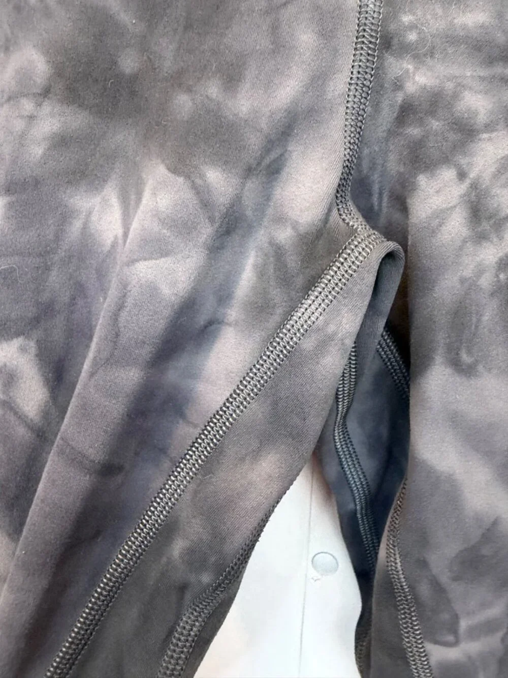 Lululemon Align High Rise Crop Legging Size 6 Diamond Dye Pitch Grey Graphite